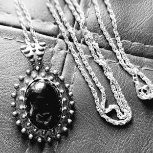 Antique pendant necklace